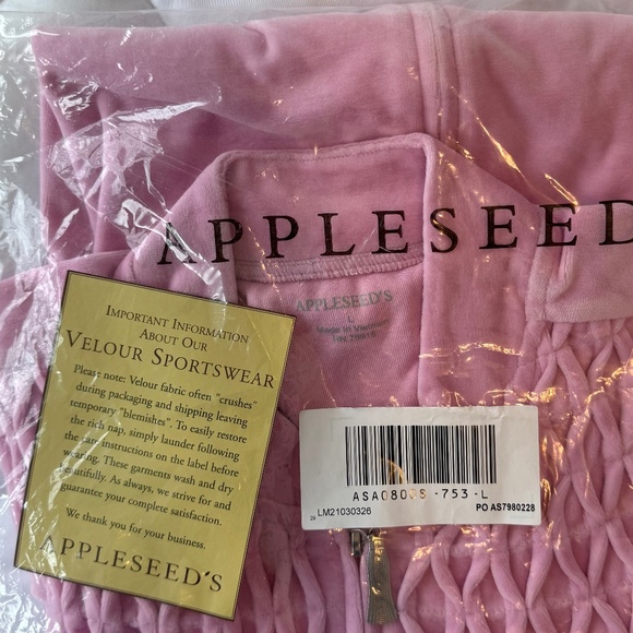 New Women’s Appleseed's Soft Pink Velour Smocked Front Zip Robe Size L - Picture 5 of 5
